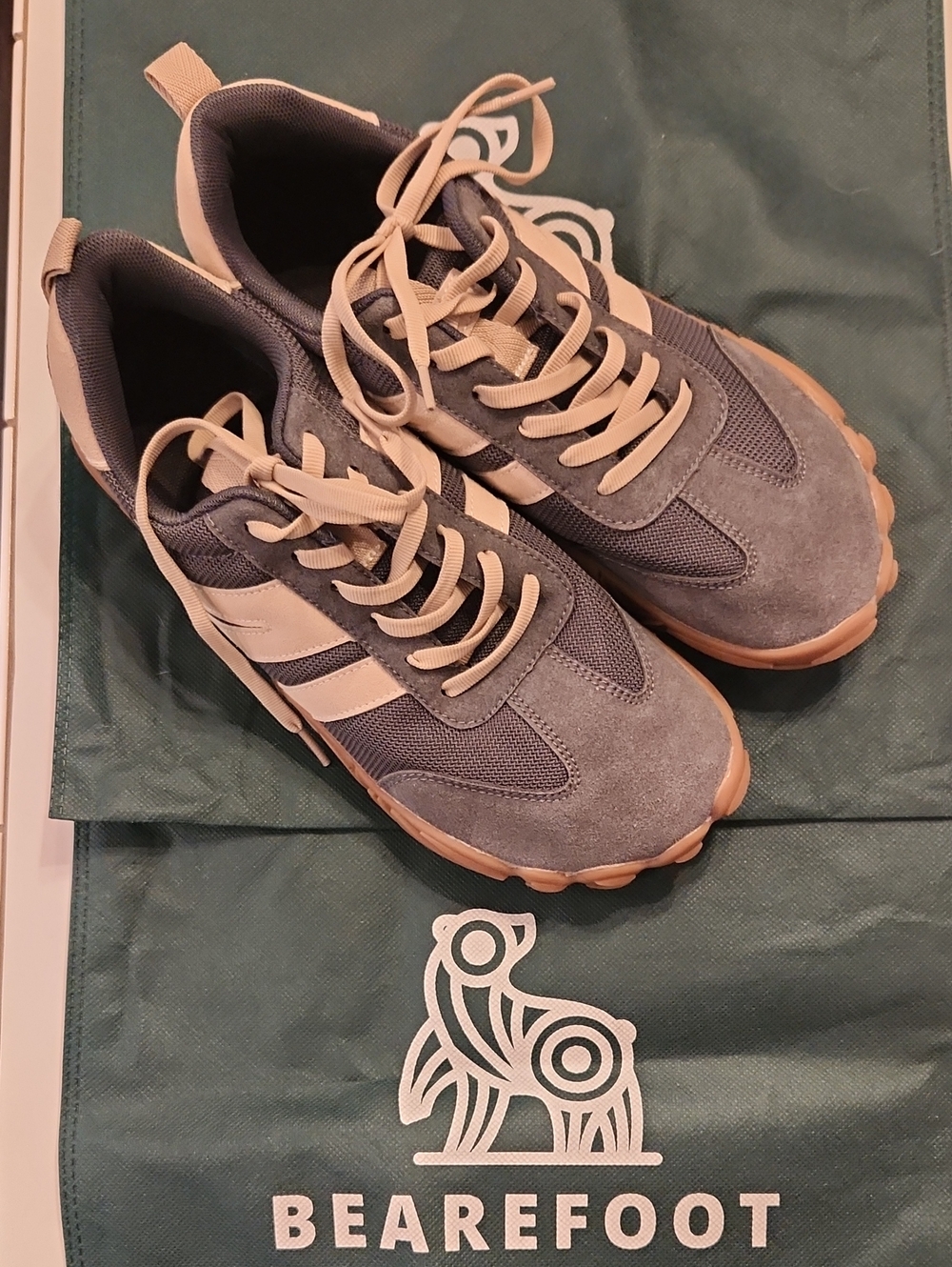 Bearefoot Men’s Gray & Cream Casual Suede Mesh Sneakers